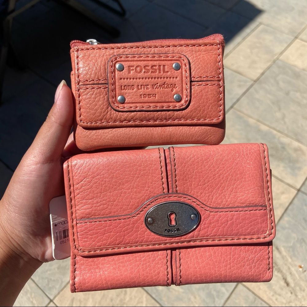 Fossil wallet and coin pouch